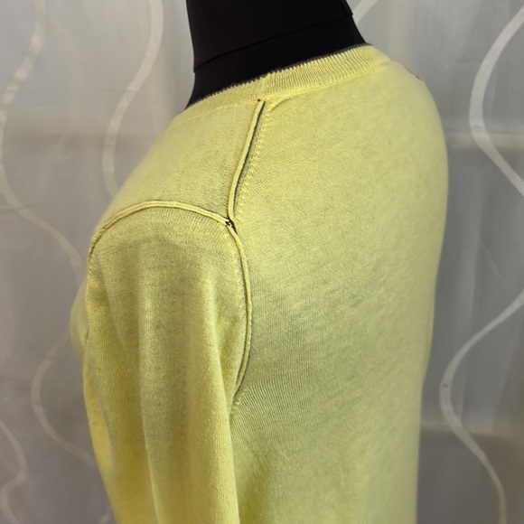 Ann Taylor, Lightweight, Yellow Sweater With Brown Trim, Size Medium. - Picture 4 of 7